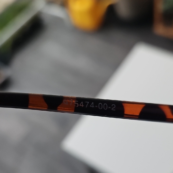 Tortoise Shell Sunglasses - Picture 8 of 9